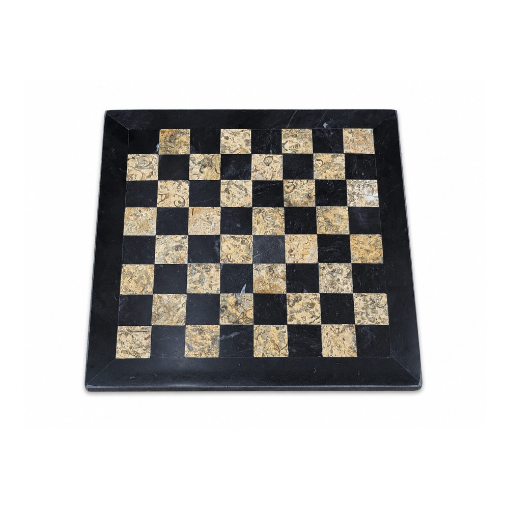Black & Coral Chess Set - Image 5